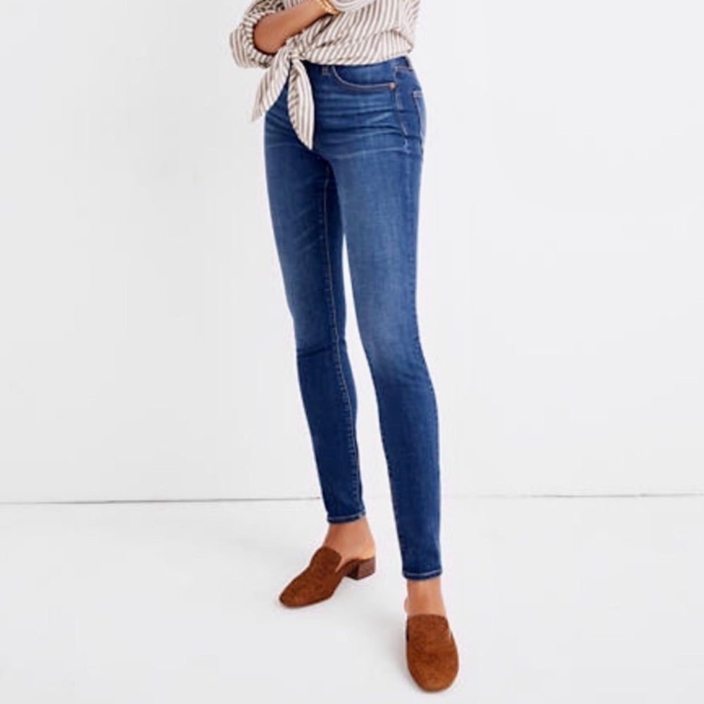 MADEWELL CURVY HIGH-RISE SKINNY DARK WASH WITH WHISKERING SZ 25